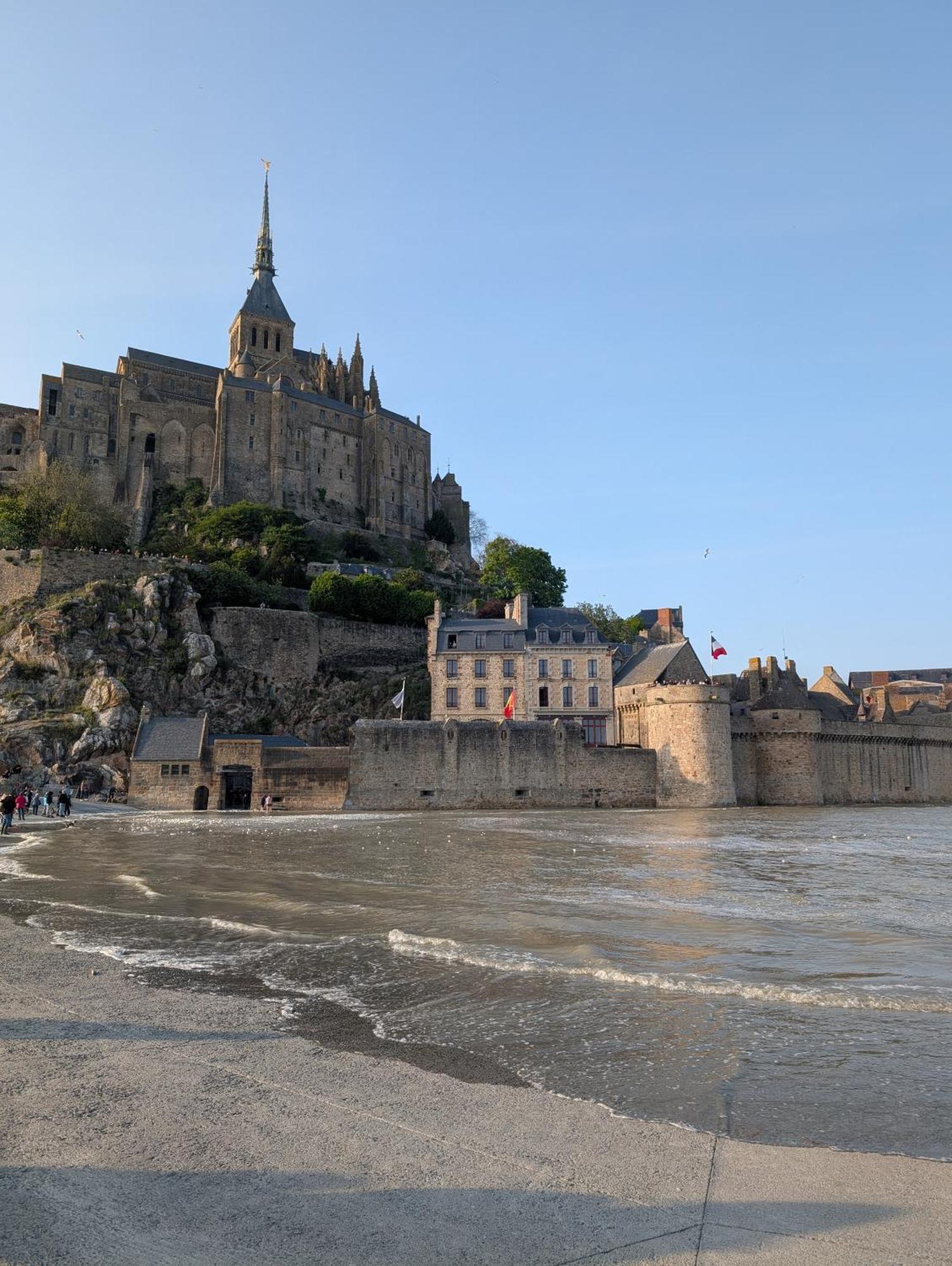A L Ombre Du Mont Saint Michel Bed & Breakfast Huisnes-sur-Mer Exterior photo